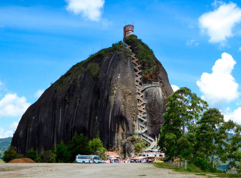 Piedra del peñol y Guatapé